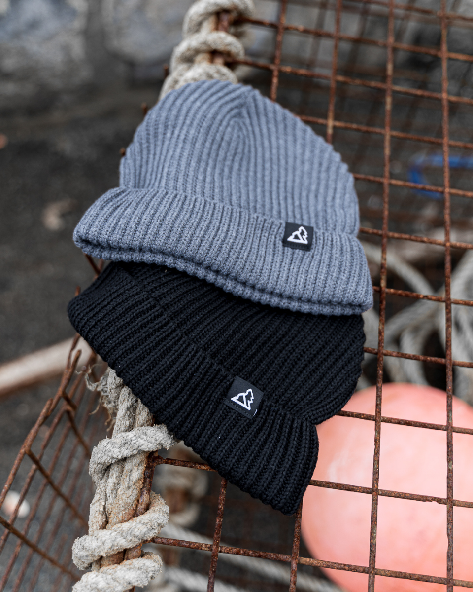 FREDDIE FISHERMAN BEANIE /  Black & Grey